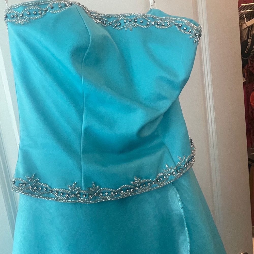 Le Gala Stunning Strapless Turquoise Ballgown
